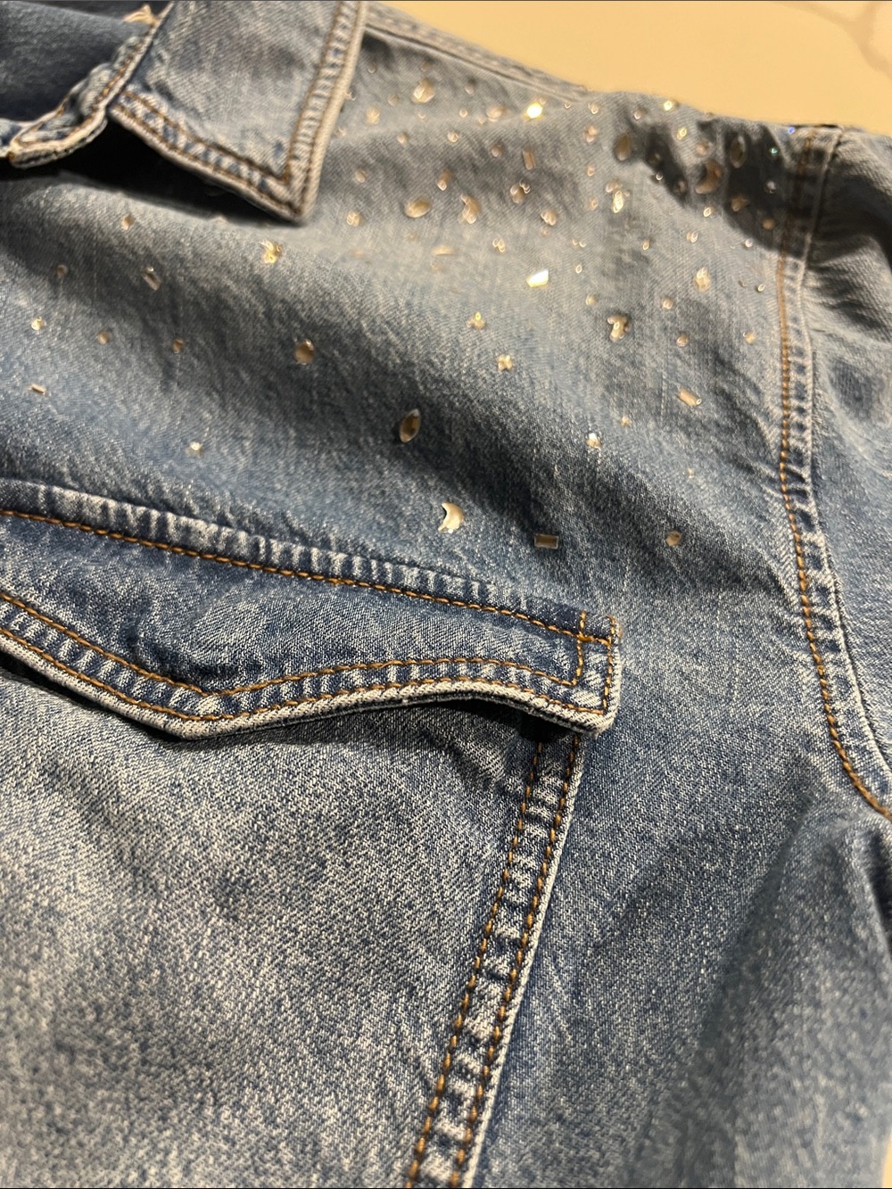 Johnny Was Light Blue Straight-Leg Jeans Set with Crystal Embellishment - Picture 4 of 13